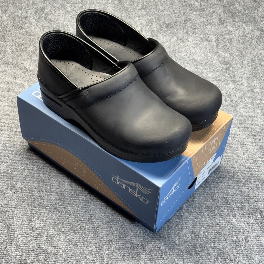 Dansko Black Leather Professional Work Clogs Slip On EU 38 US 7.5-8